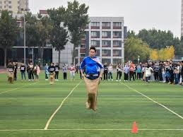 巴萨本赛季13次射门中框，与拜仁、米兰并列五大联赛球队最多