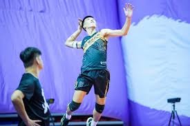 网友热议两大赛区，faker是LCK的门面，能代表LPL的选手是谁？